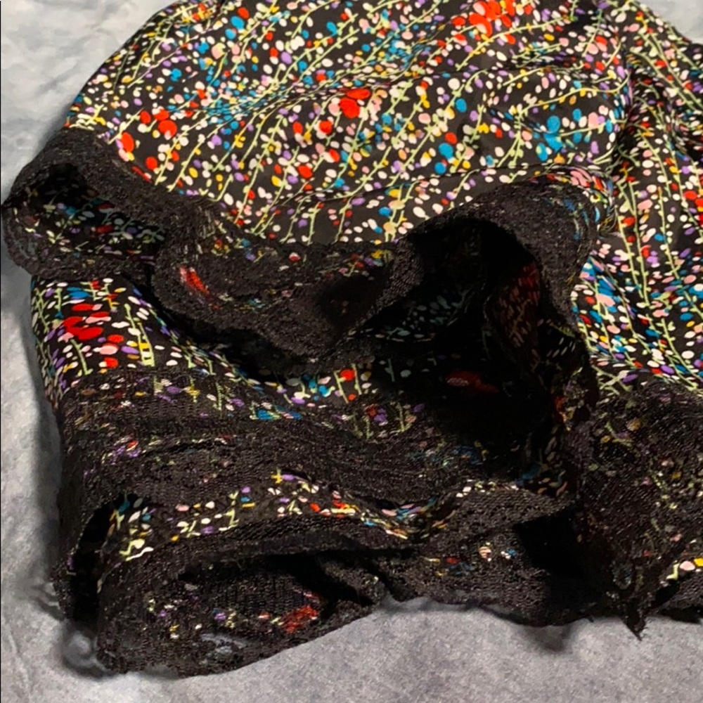 π3 for $15 π Forever 21 XXi Floral Lace Skirt Juniors size S π₯³ Host Pick π₯³ - Picture 14 of 16